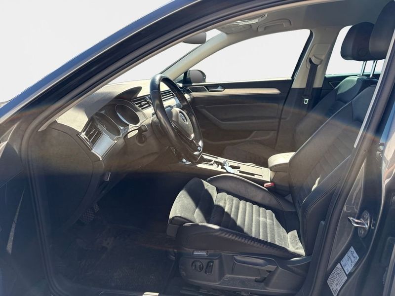 Volkswagen Passat bild 9