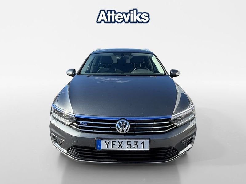 Volkswagen Passat bild 8