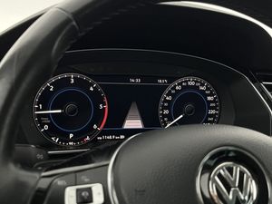 Volkswagen Passat bild 8