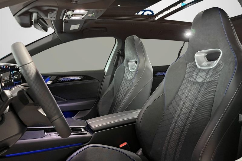 Volkswagen Passat bild 11