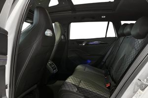 Volkswagen Passat bild 9