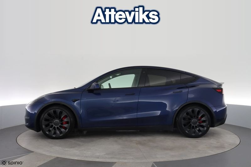 Tesla Model Y bild 10