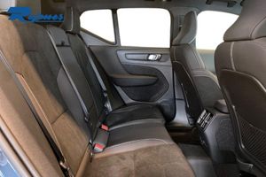 Volvo EX40 bild 13