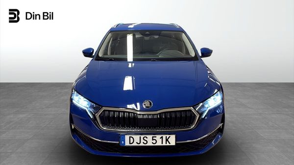 Skoda Octavia Combi Selection m-Hev TSI116 DSG P-värmare/Drag - 2025