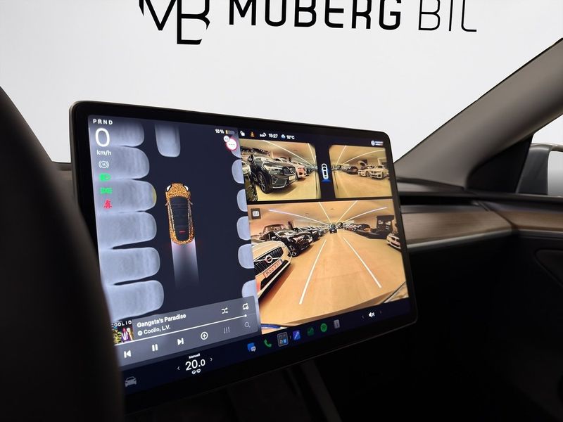 Tesla Model Y bild 18