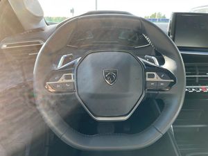 Peugeot 208 bild 6