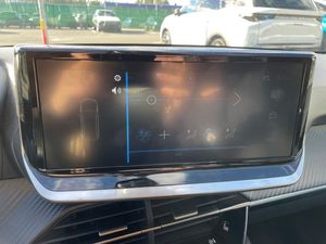 Peugeot 208 bild 8