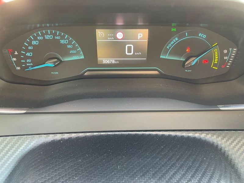 Peugeot 208 bild 7