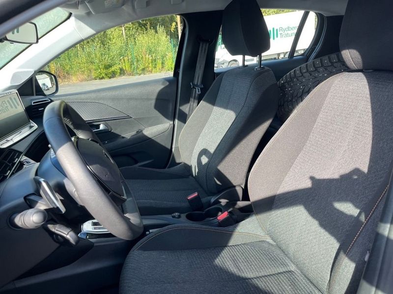 Peugeot 208 bild 6