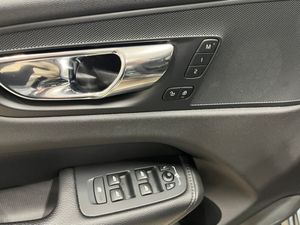 Volvo XC60 bild 8