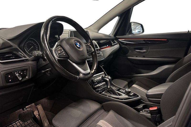 BMW 220 bild 13