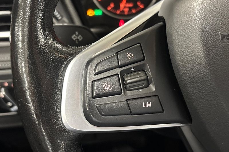BMW 220 bild 23