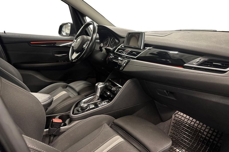 BMW 220 bild 15