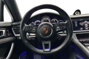 Porsche Panamera bild 15
