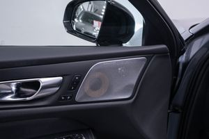 Volvo S60 bild 8
