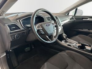 Ford Mondeo bild 7