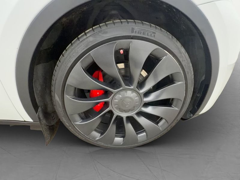 Tesla Model Y bild 34