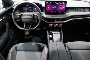 Skoda Superb bild 6