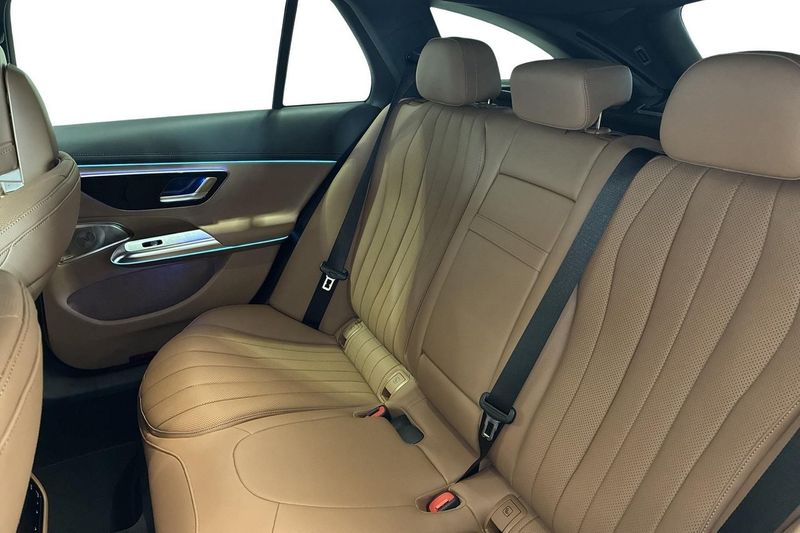 Mercedes E300 bild 11