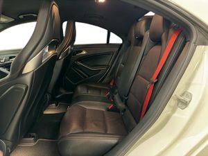 Mercedes AMG GT bild 13