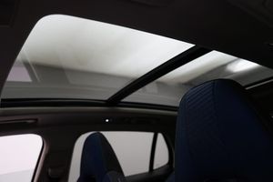 Lynk & Co 01 bild 12