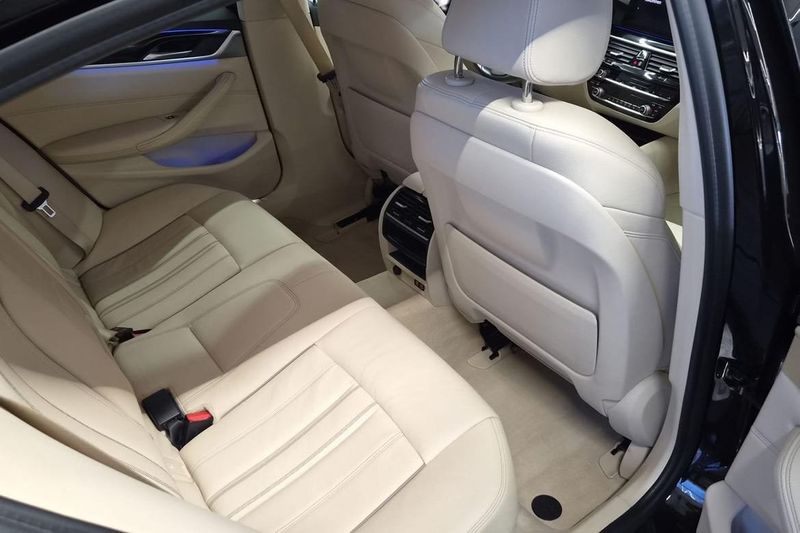 BMW 530 bild 17