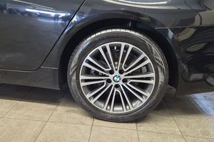BMW 530 bild 34