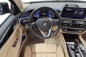 BMW 530 bild 11