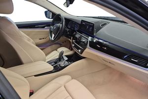 BMW 530 bild 13