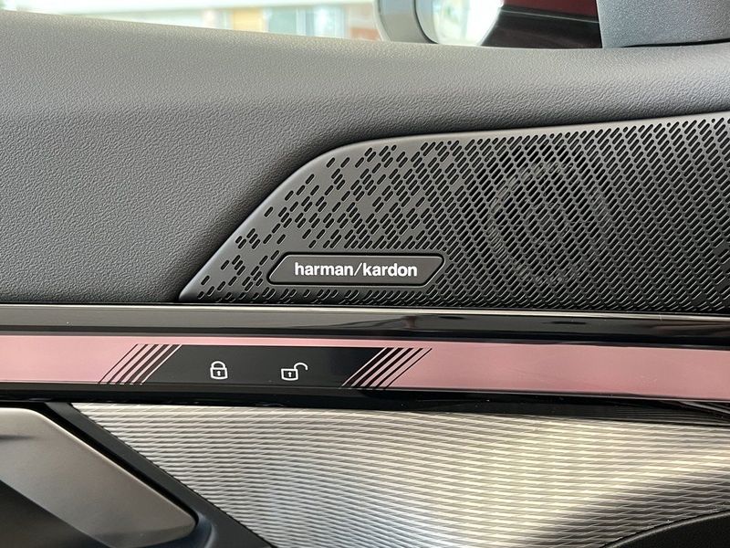 BMW i5 bild 9