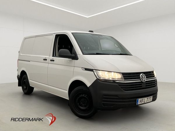 Volkswagen Transporter Värm Drag Kamera CARPLAY Moms 1-Bruk - 2022
