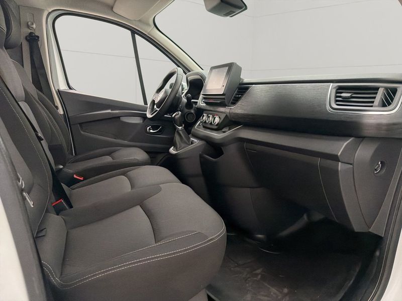 Nissan Primastar bild 24