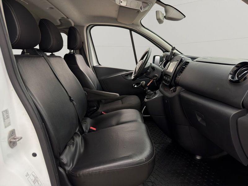 Opel Vivaro bild 23