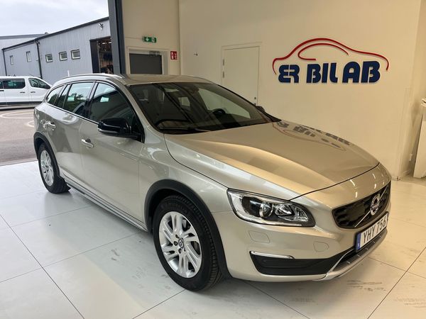 Volvo V60 Cross Country D4 Business Advanced Awd - 2017