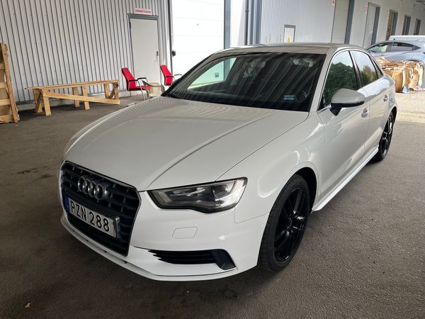 Audi A3 Sedan 2,0 Tdi Aut Attraction - 2016