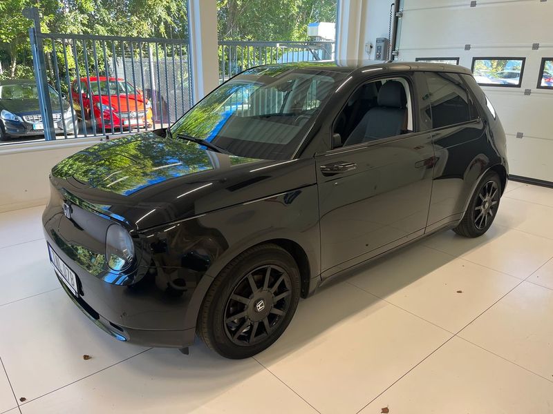 Honda e bild 2