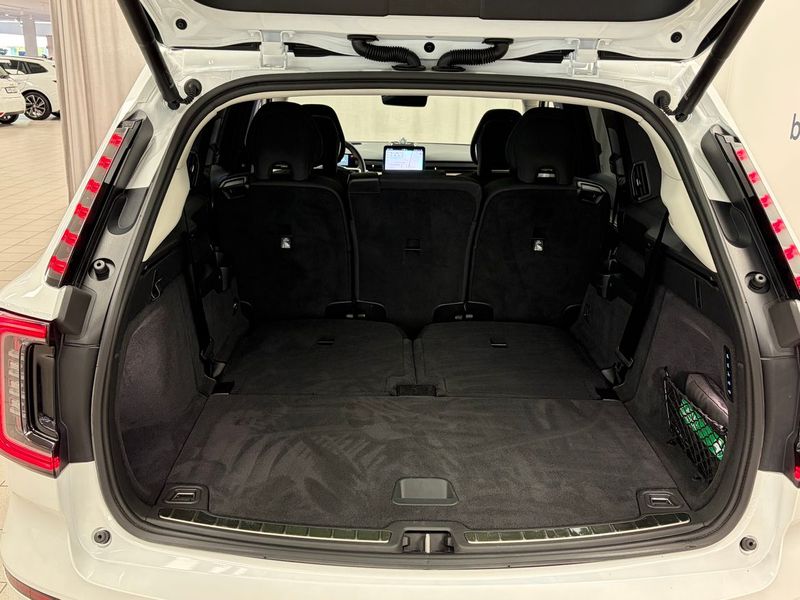 Volvo EX90 bild 24