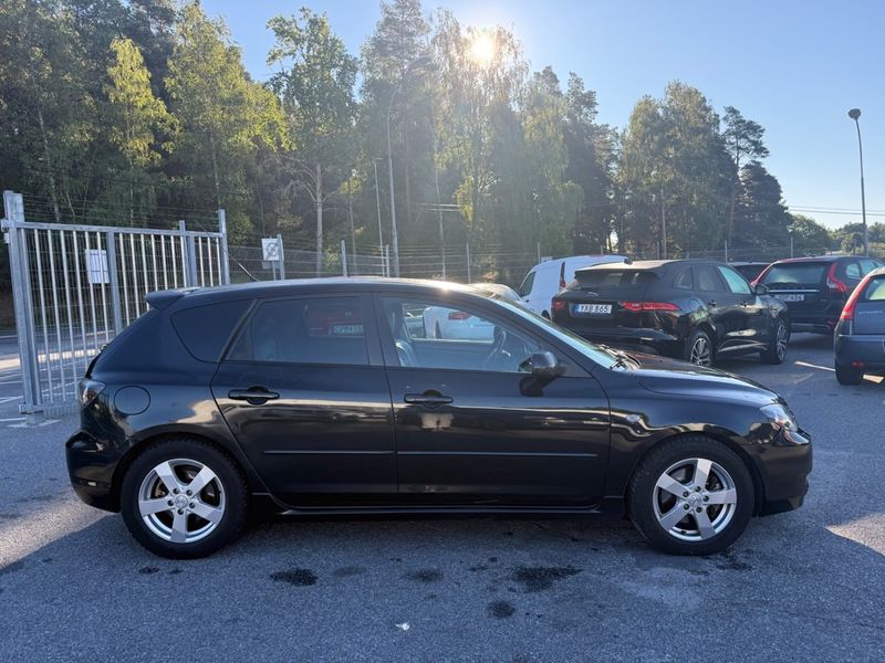 Mazda 3 bild 3