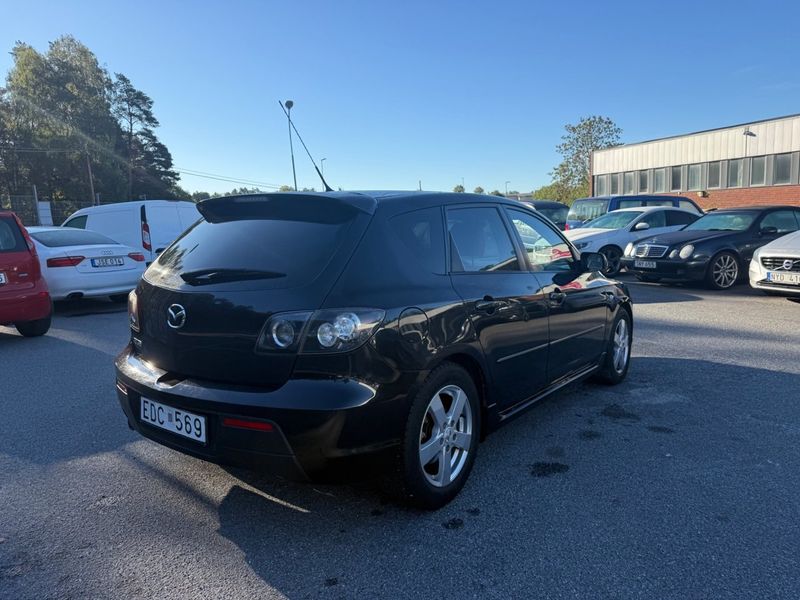 Mazda 3 bild 6