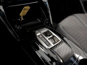 Peugeot e-208 bild 10