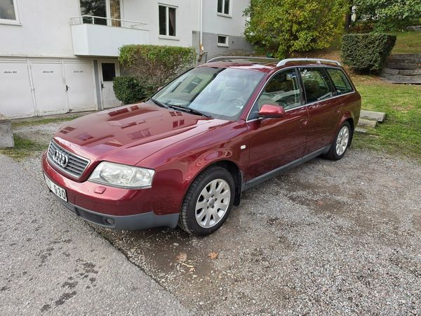 Audi A6 Avant 2.4 V6 Mkt fin Se Tillval/utrustning En brukare - 2000