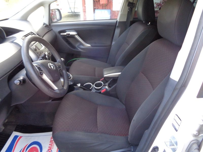 Toyota Verso bild 15