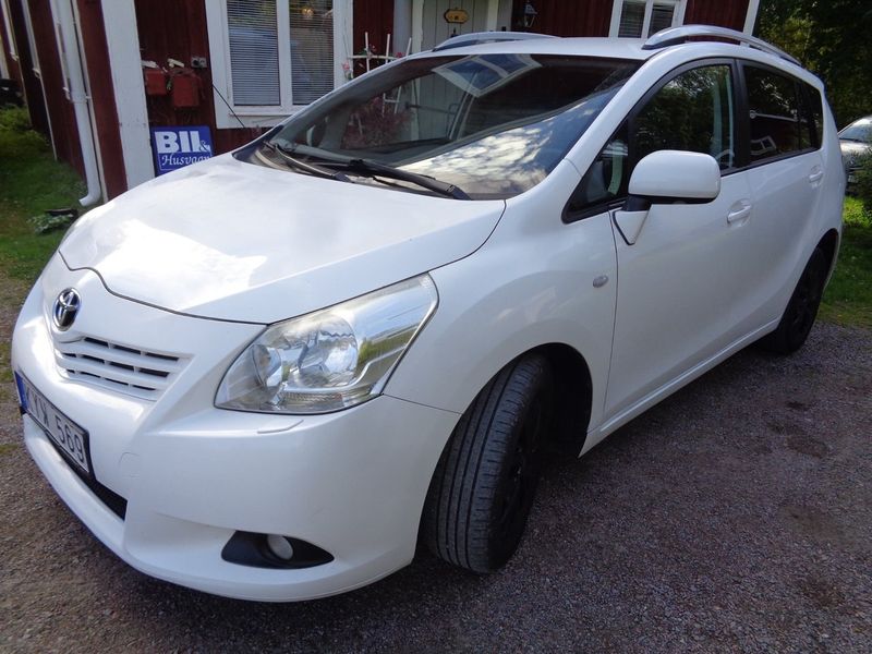 Toyota Verso bild 3