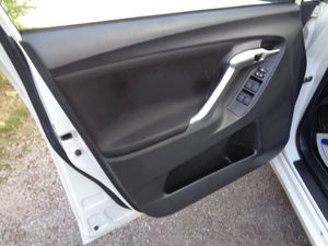 Toyota Verso bild 14