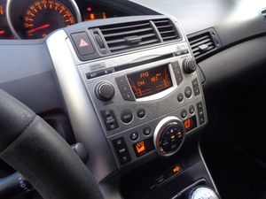 Toyota Verso bild 17