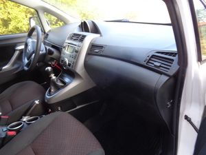 Toyota Verso bild 35