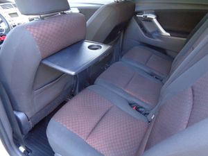 Toyota Verso bild 25