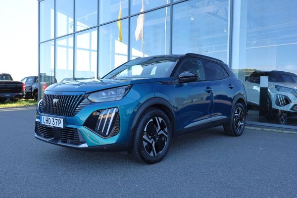 Peugeot 2008 GT Hybrid 145hk Aut Panoramaglastak - 2025
