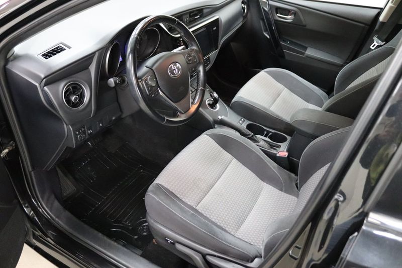 Toyota Auris bild 12