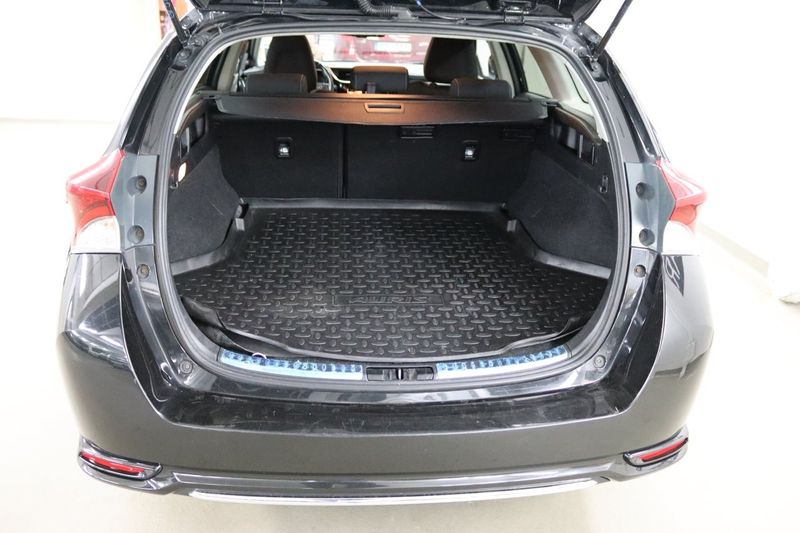 Toyota Auris bild 16